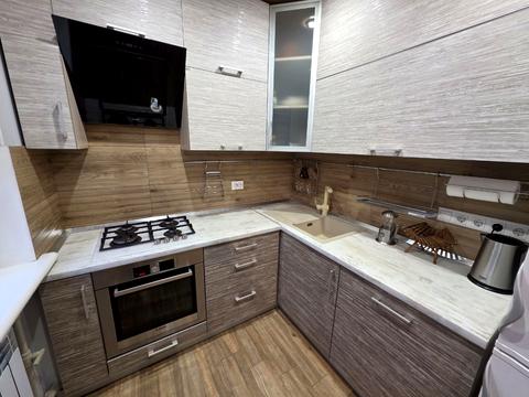 квартира за адресою Амосова вул. (Корчагінців), 5