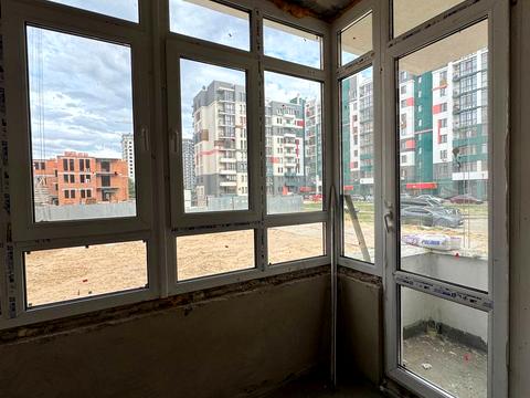 коммерческая по адресу Николая Амосова ул., 4