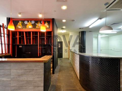 комерційна за адресою Саксаганського вул., 120