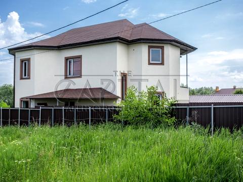 дом по адресу фастівський