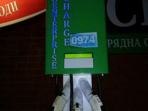 комерційна за адресою Бабичева, 1