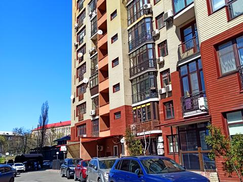 коммерческая по адресу Евгения Коновальца ул. (Щорса), 32-Б
