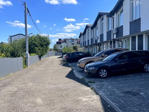 квартира по адресу Євгена Чикаленка ул. (Матросова), 8