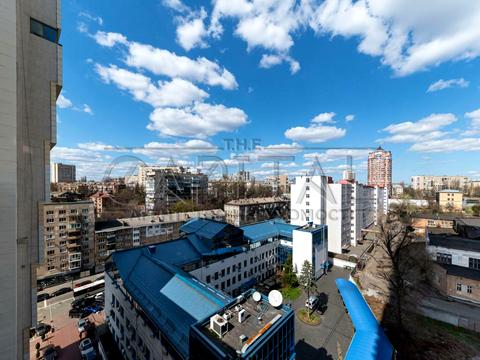 комерційна за адресою Кловський узвіз (Кловський), 7