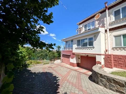 будинок за адресою Крутнів Яр пров.