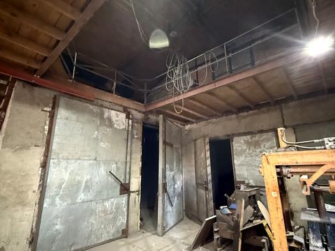 комерційна за адресою Універсальний пров., 7