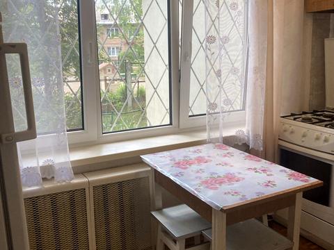 квартира за адресою Братиславська вул., 18-А