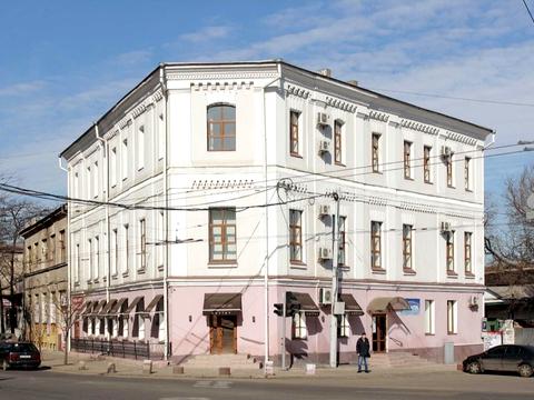 коммерческая по адресу Приморская ул., 1