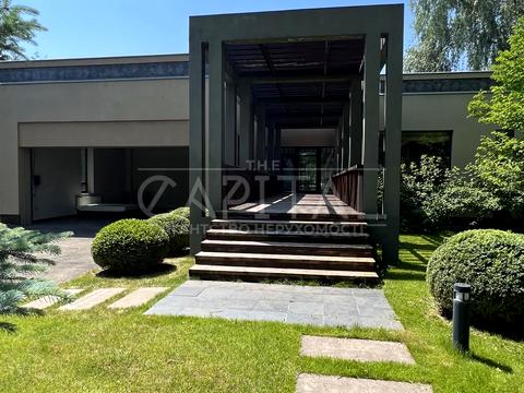 будинок за адресою Зоряний провулок