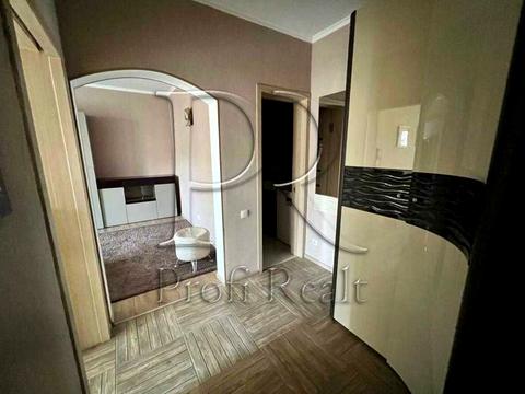 квартира за адресою Сергія Данченка вул., 8