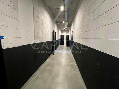 комерційна за адресою Степана Бандери просп. (Московський), 999