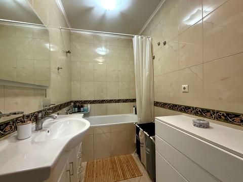 квартира за адресою Регенераторна вул., 4