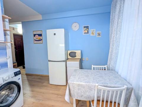 квартира за адресою Героїв полку "Азов" вул. (Маршала Малиновського), 30