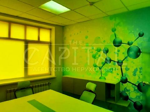 комерційна за адресою Старонаводницька вул., 13