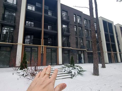 комерційна за адресою Дніпроводська вул., 1