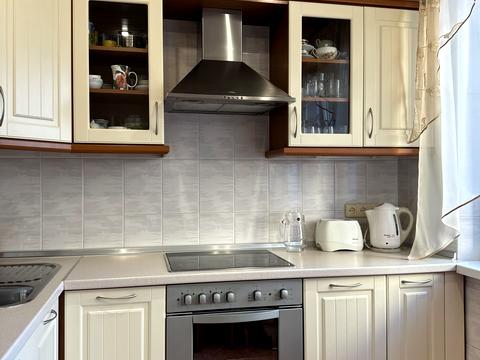 квартира за адресою Рональда Рейгана вул., 4-А