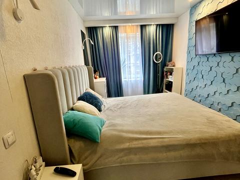 квартира за адресою Івана Мазепи просп. (Петровського), 50-А