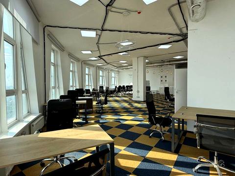 комерційна за адресою Кловський узвіз, 7a