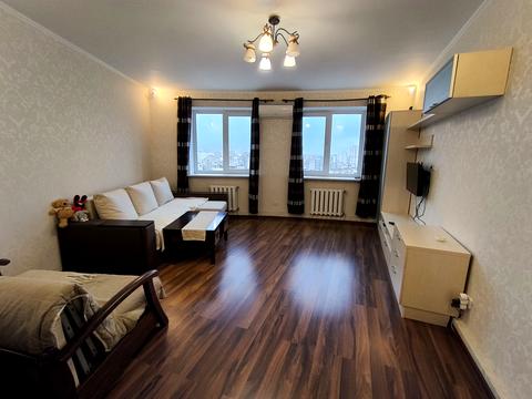 квартира за адресою Анни Ахматової вул., 13-Д