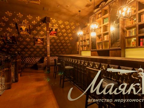 комерційна за адресою Михайла Максимовича вул. (Онуфрія Трутенка), 4