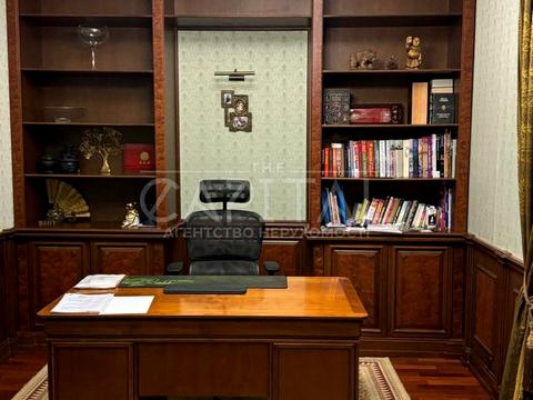 будинок за адресою Броварський