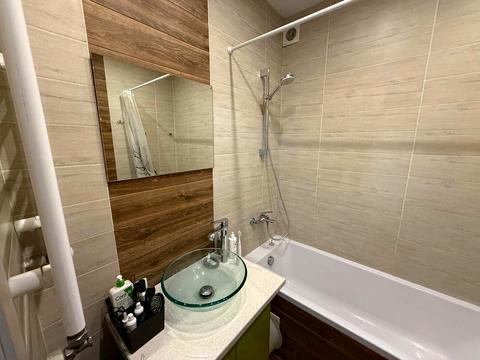 квартира по адресу Героїв Крут ул., 4