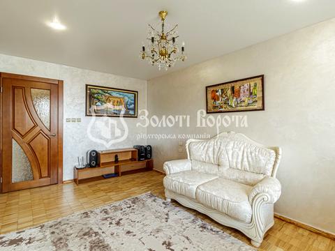 квартира за адресою Зої Гайдай вул., 7-А
