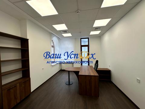 комерційна за адресою Дарвіна вул., 10