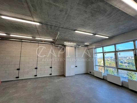 коммерческая по адресу Степана Бандеры просп. (Московський), 8