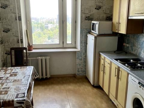 квартира за адресою Середньофонтанська вул., 12а