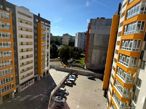 квартира по адресу Степана Бандери, 30А