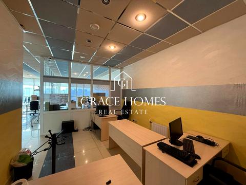 комерційна за адресою Саксаганського вул., 121