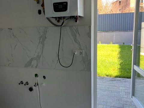 будинок за адресою смт. Запитів, Зелена