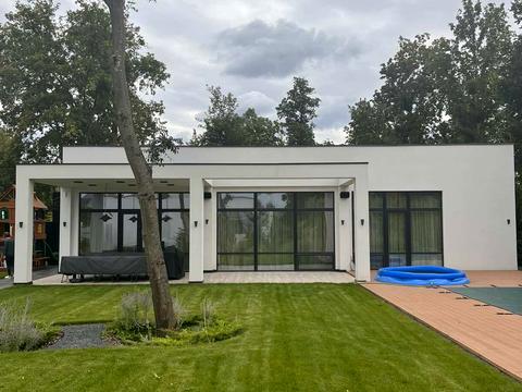 дом по адресу підгірна, 1