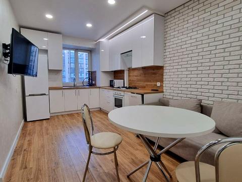 квартира за адресою Набережна Перемоги вул., 42