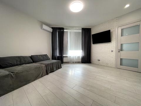 квартира за адресою Зарічна вул., 1-В