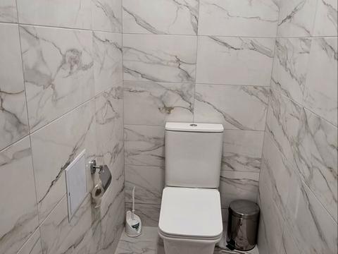 квартира за адресою Домбровського вул., 3