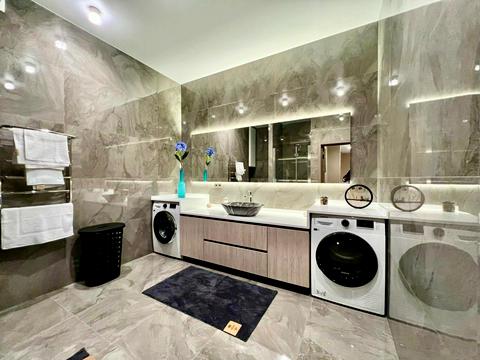 квартира по адресу Днепровская набережная ул., 18-А