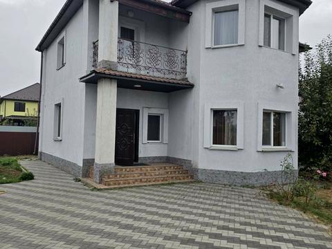 будинок за адресою вул Степана Руданського