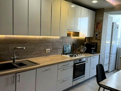 квартира по адресу Академика Сахарова ул., 40