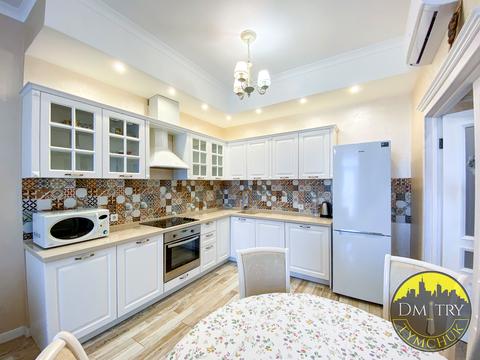 квартира за адресою Джона Маккейна вул. (Івана Кудрі), 7