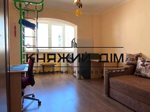 квартира за адресою Лариси Руденко вул., 21