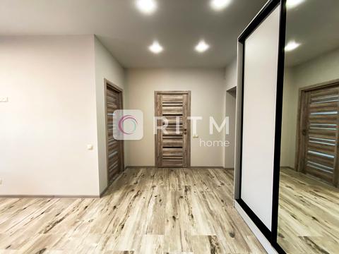 квартира за адресою Зоряна вул., 6