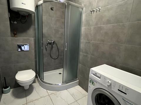 квартира за адресою Авраама Лінкольна вул. (Димитрова), 6а