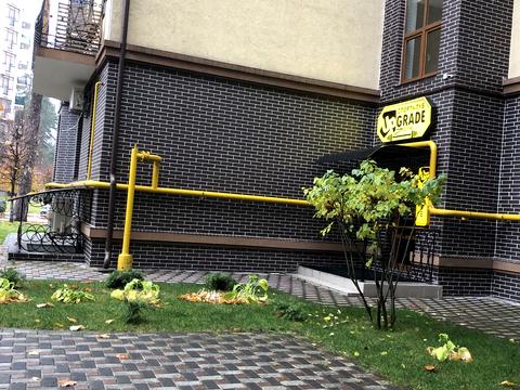 коммерческая по адресу вул. Мрії, 3б
