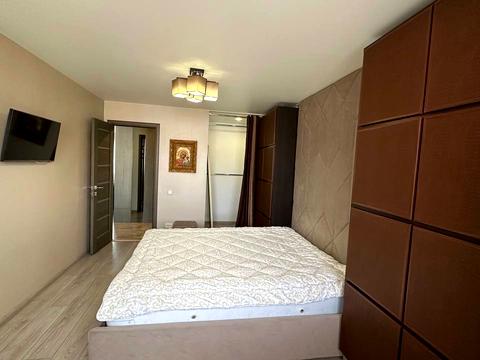 квартира по адресу Героев просп., 11