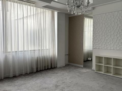 комерційна за адресою Грецька вул., 17