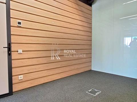 комерційна за адресою Князів Острозьких вул. (Московська), 32