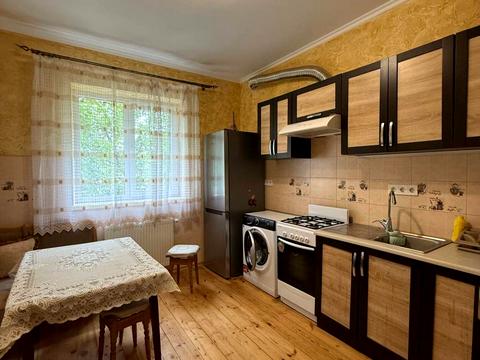 квартира за адресою Хоружинської, 8