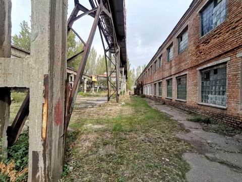 комерційна за адресою Миколи Краснова вул., 10
